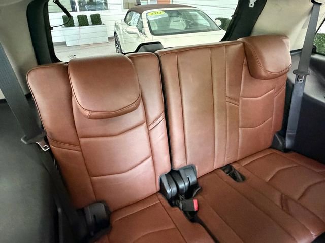 Used 2020 Cadillac Escalade Premium Luxury RWD image 13