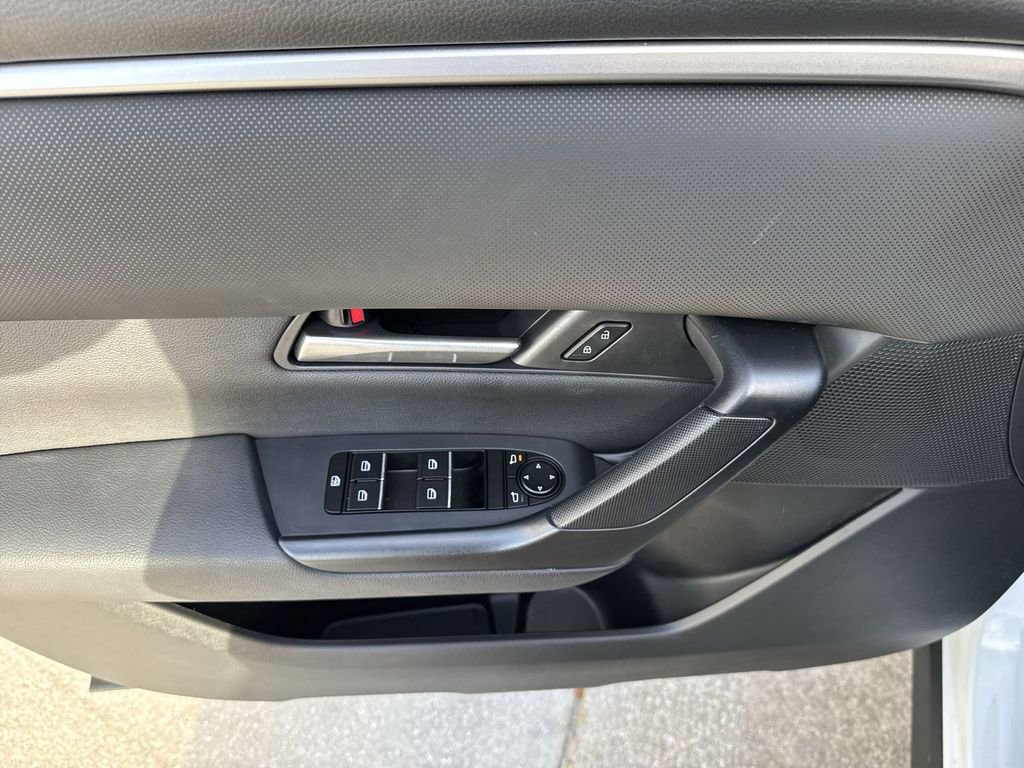 Used 2023 MAZDA CX-50 2.5 S w/ Cargo Package image 41