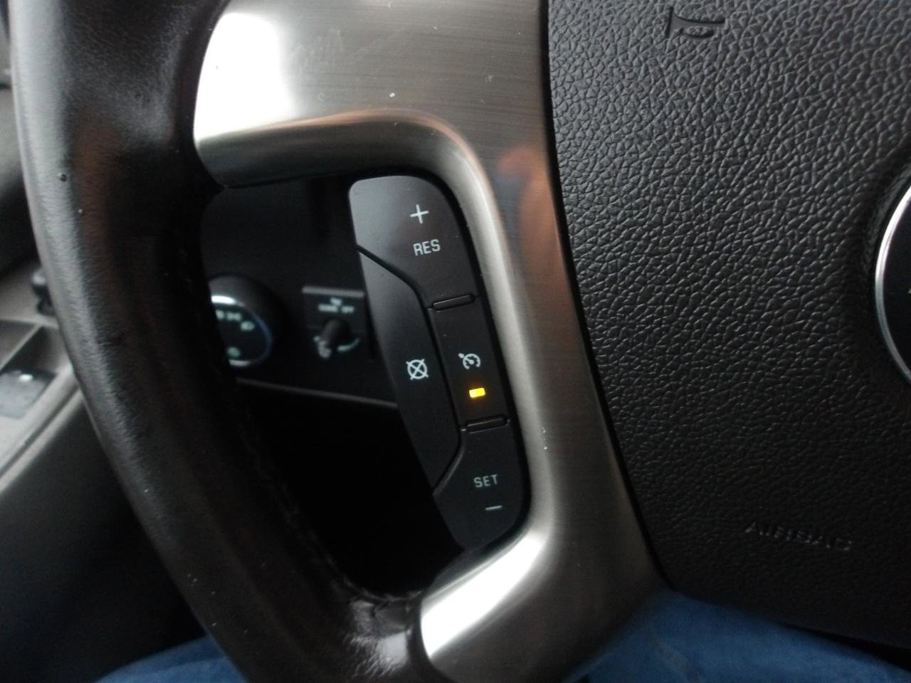 Used 2018 Chevrolet Express 3500 LT w/ LT Preferred Equipment Group RWD image 14