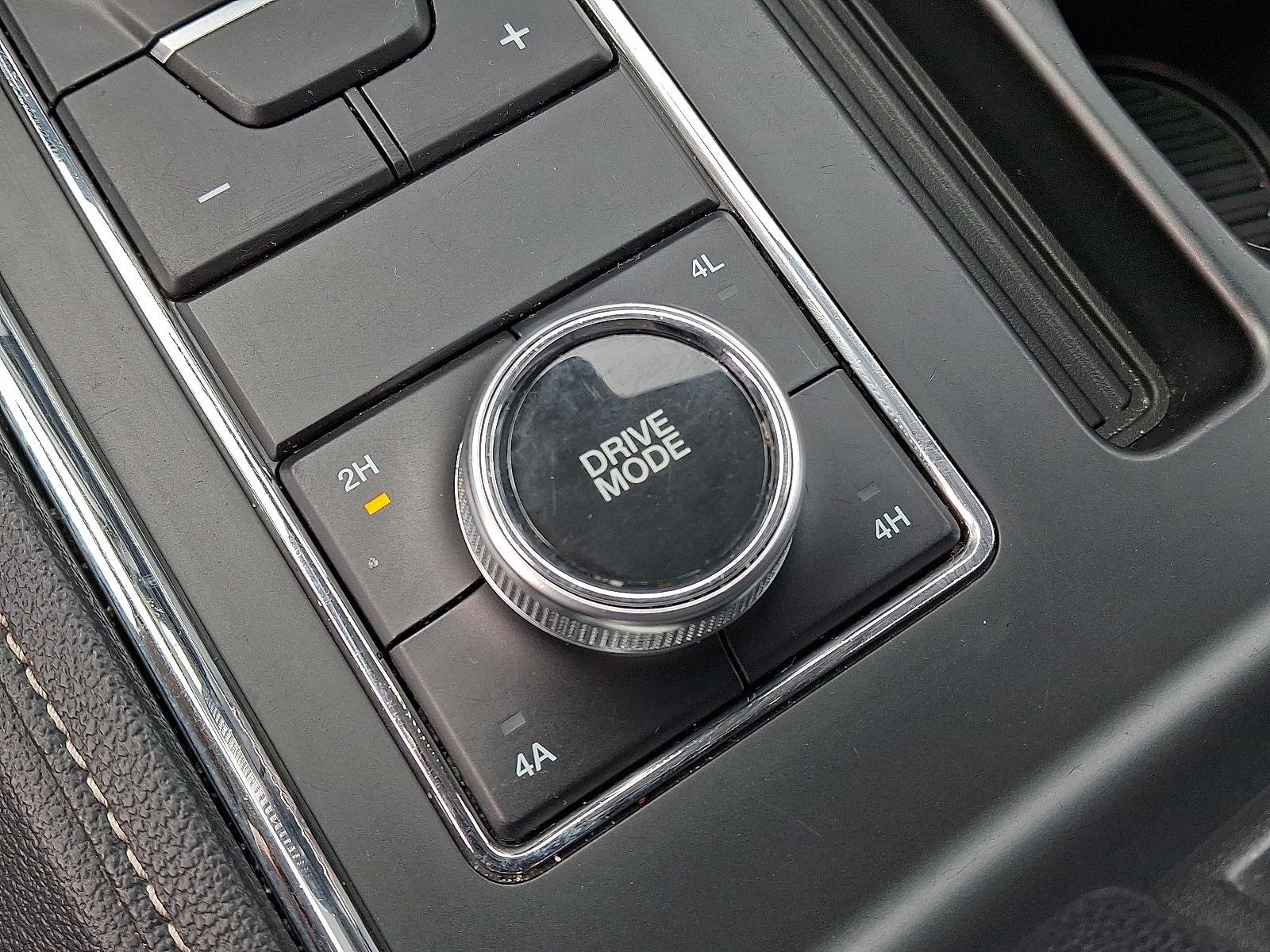 Used 2023 Ford Expedition Max XLT image 25