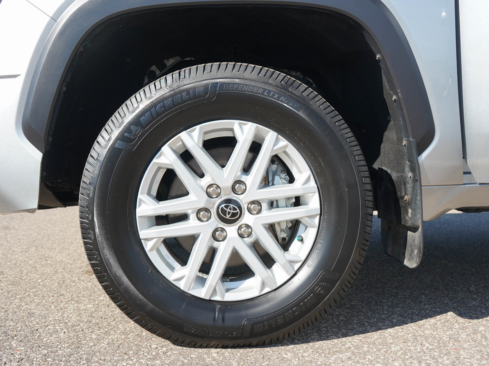 Used 2024 Toyota Tundra SR5 w/ SR5 Premium Package AWD/4WD image 30