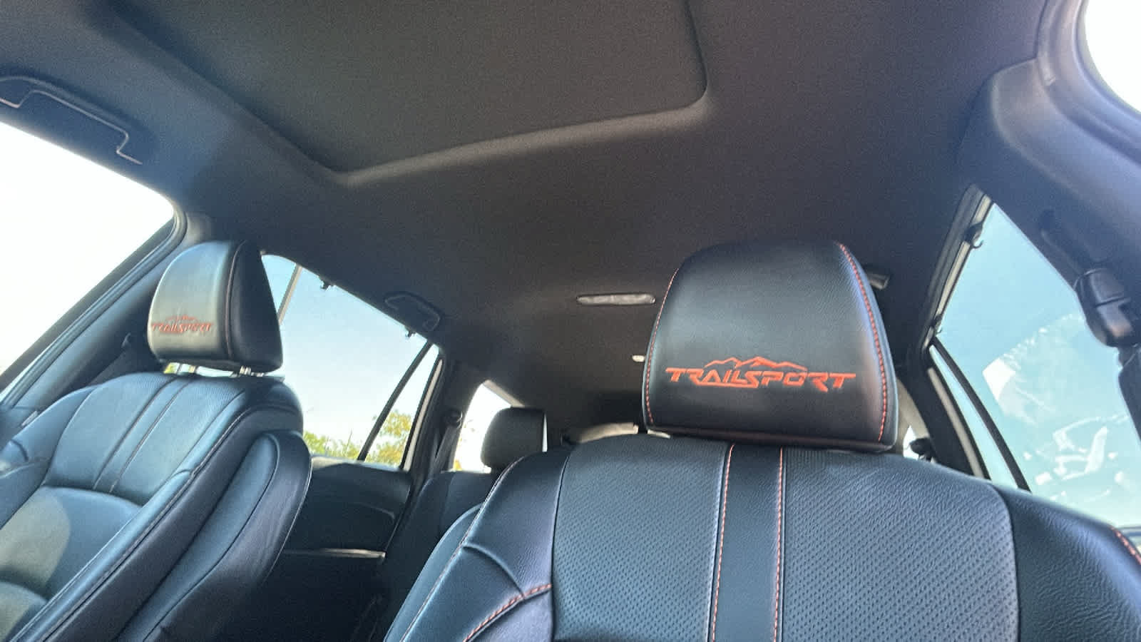 Used 2022 Honda Pilot TrailSport image 11