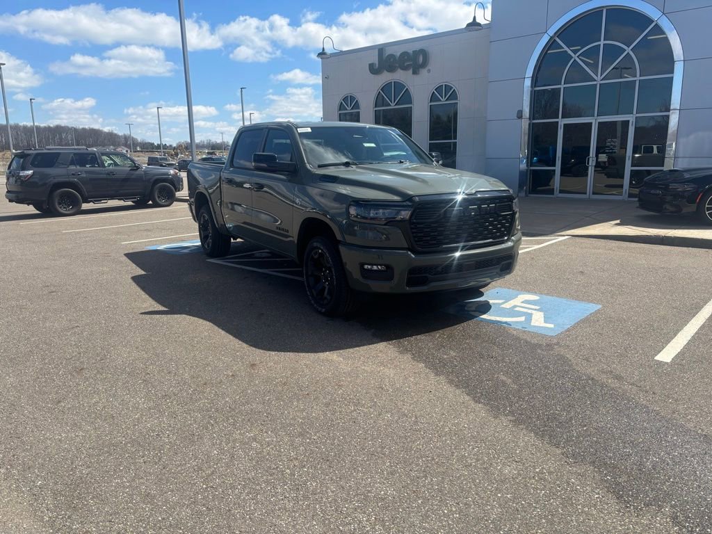 New 2026 RAM 1500 4x4 Crew Cab image 3