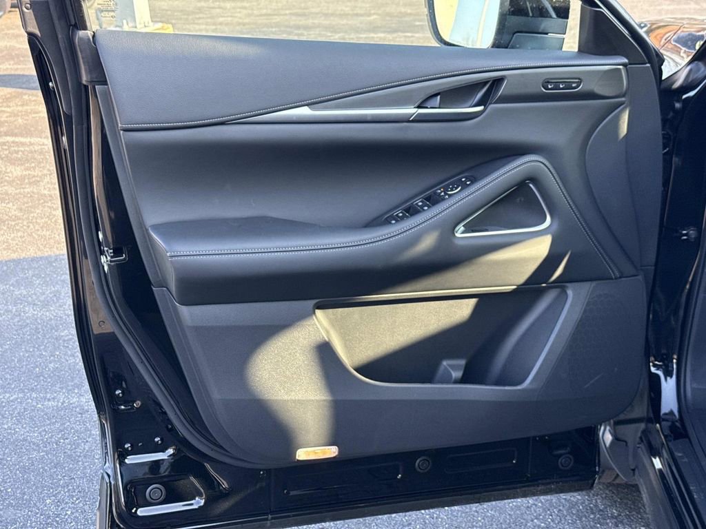 New 2026 INFINITI QX60 Luxe image 15