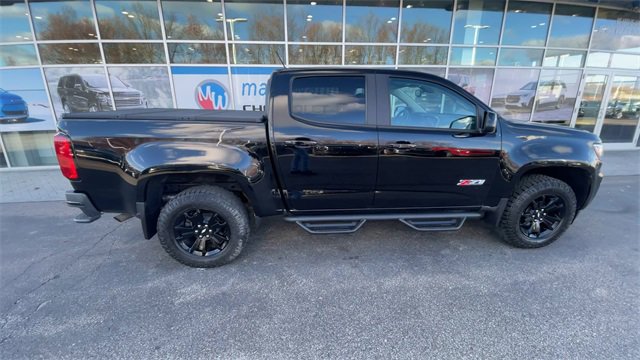 Used 2021 Chevrolet Colorado Z71 w/ Z71 Midnight Edition image 9