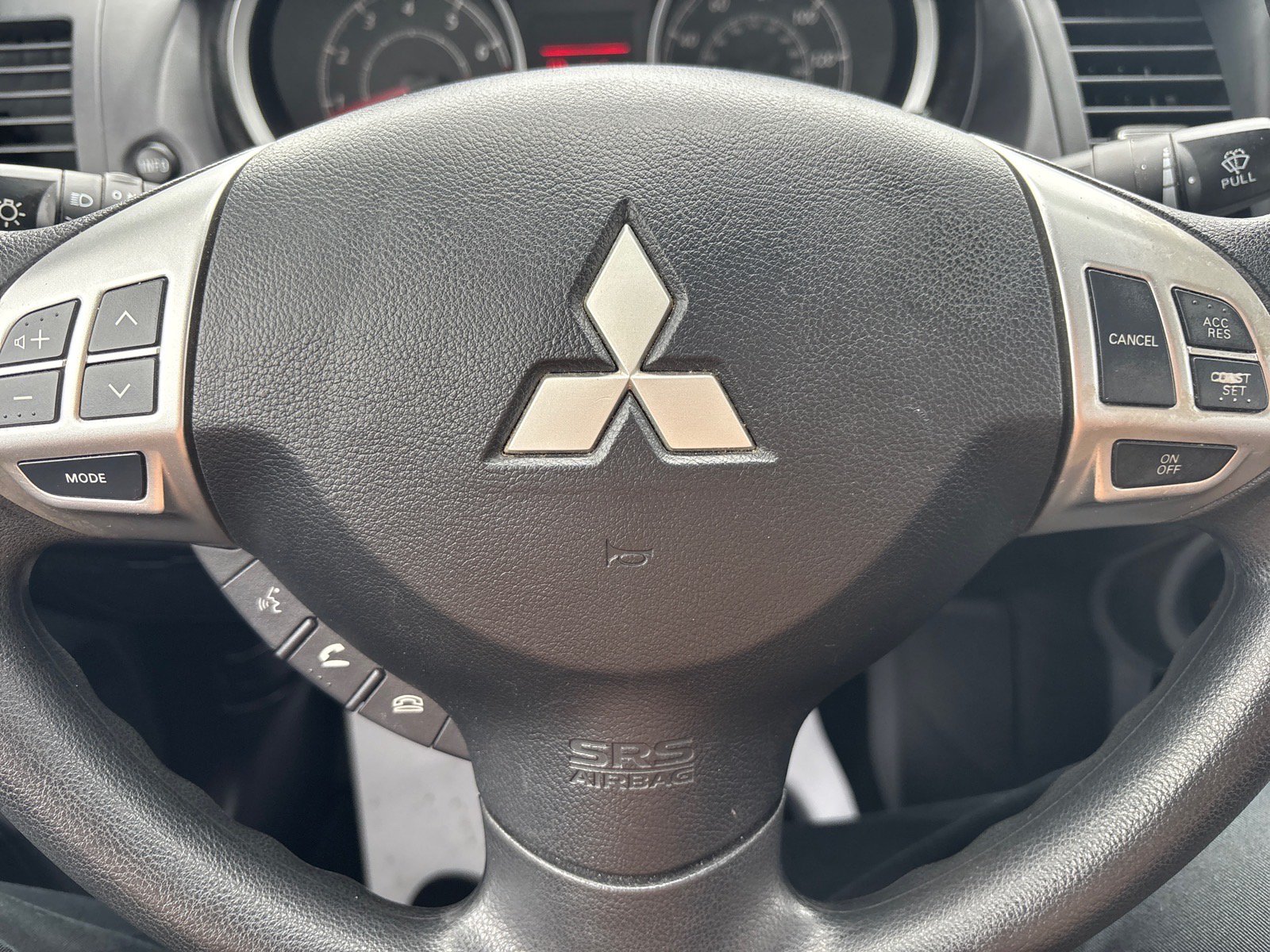 Used 2015 Mitsubishi Lancer ES FWD image 22