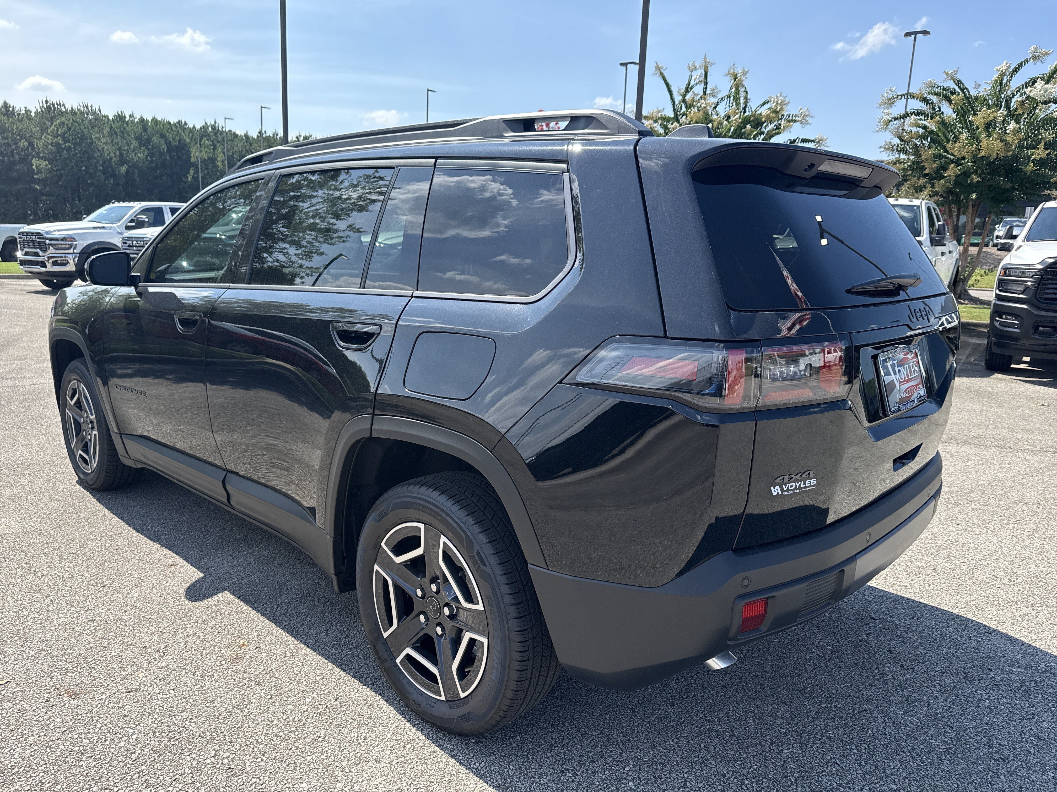 New 2026 Jeep Cherokee Limited AWD/4WD image 5