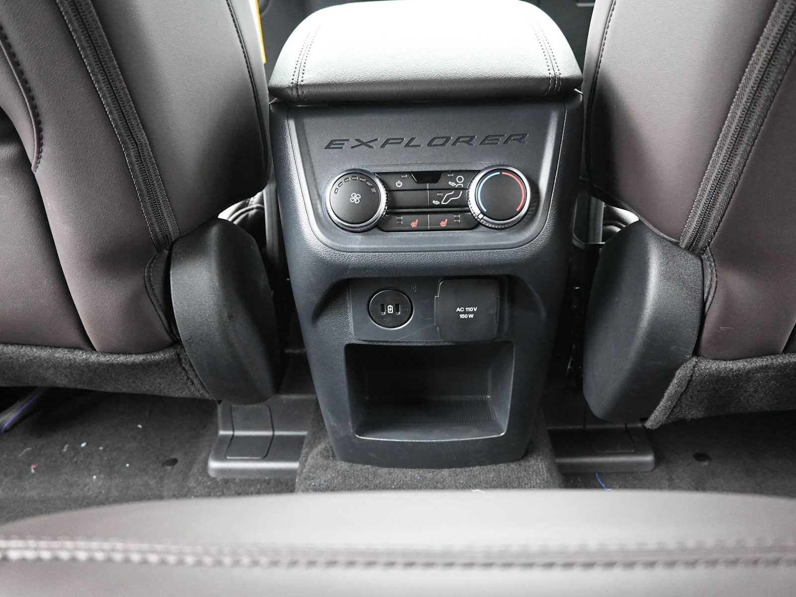 New 2026 Ford Explorer Platinum image 13