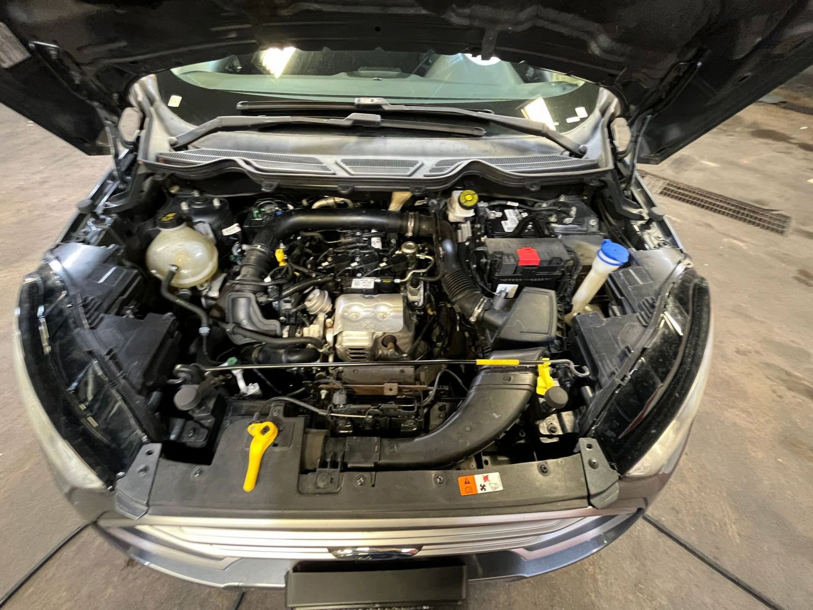 Used 2020 Ford EcoSport SE w/ SE Convenience Package image 33