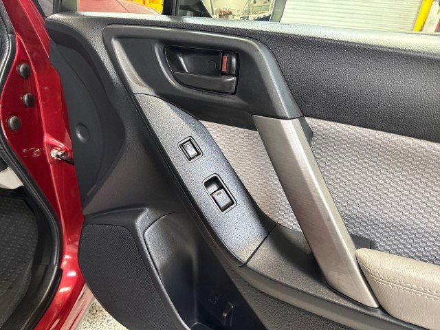 Used 2017 Subaru Forester 2.5i Premium w/ All-Weather Package image 59