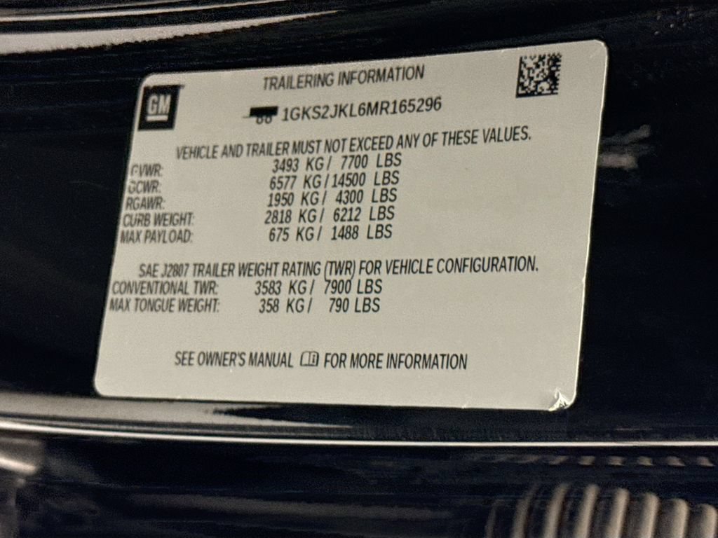 Used 2021 GMC Yukon XL Denali w/ Denali Premium Package AWD/4WD image 34