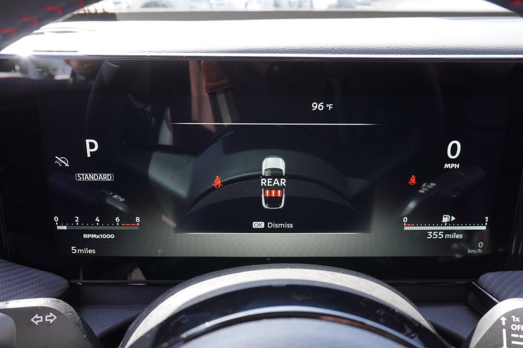 Certified 2025 Nissan Kicks SR w/ Illumination Package FWD image 20
