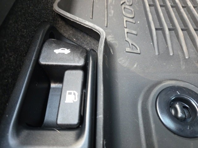 Used 2026 Toyota Corolla SE w/ SE Package image 20