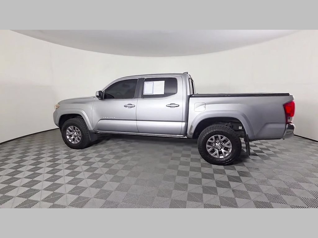 Used 2017 Toyota Tacoma TRD Sport RWD image 46