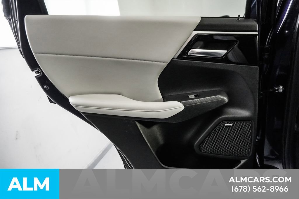 Used 2025 Mitsubishi Outlander SE image 51