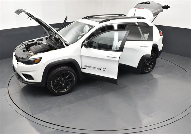 Used 2022 Jeep Cherokee Latitude w/ Sun & Sound Group image 27