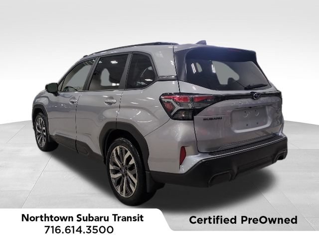 Used 2025 Subaru Forester Touring AWD/4WD image 3