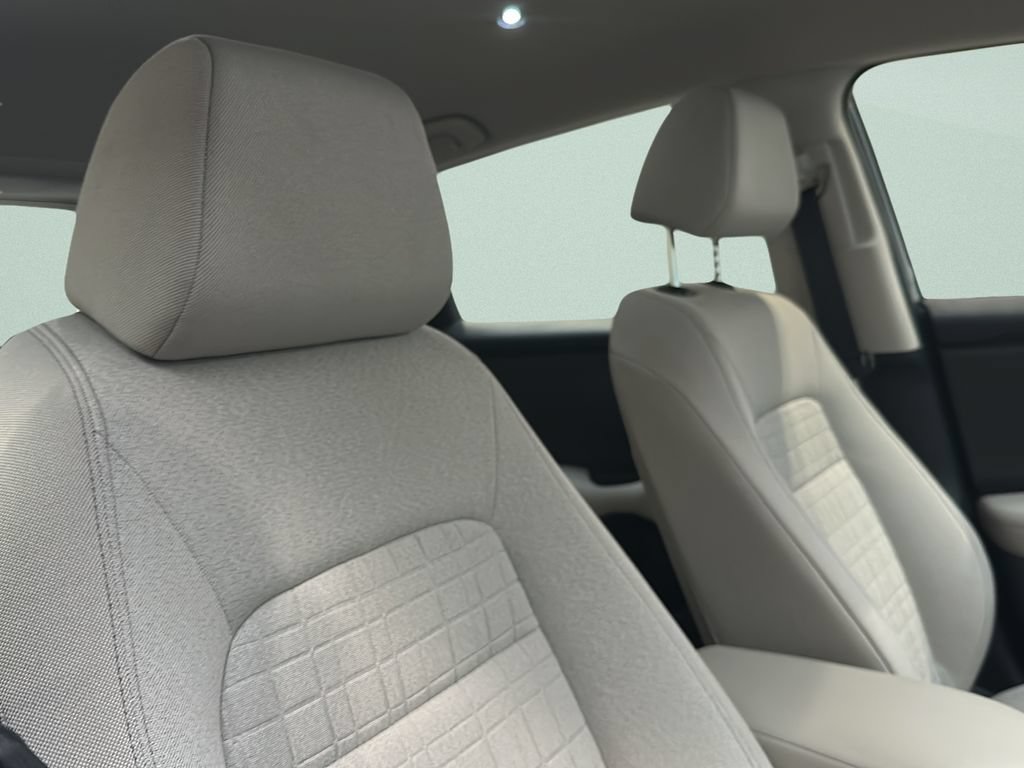 Certified 2024 Honda HR-V LX image 18