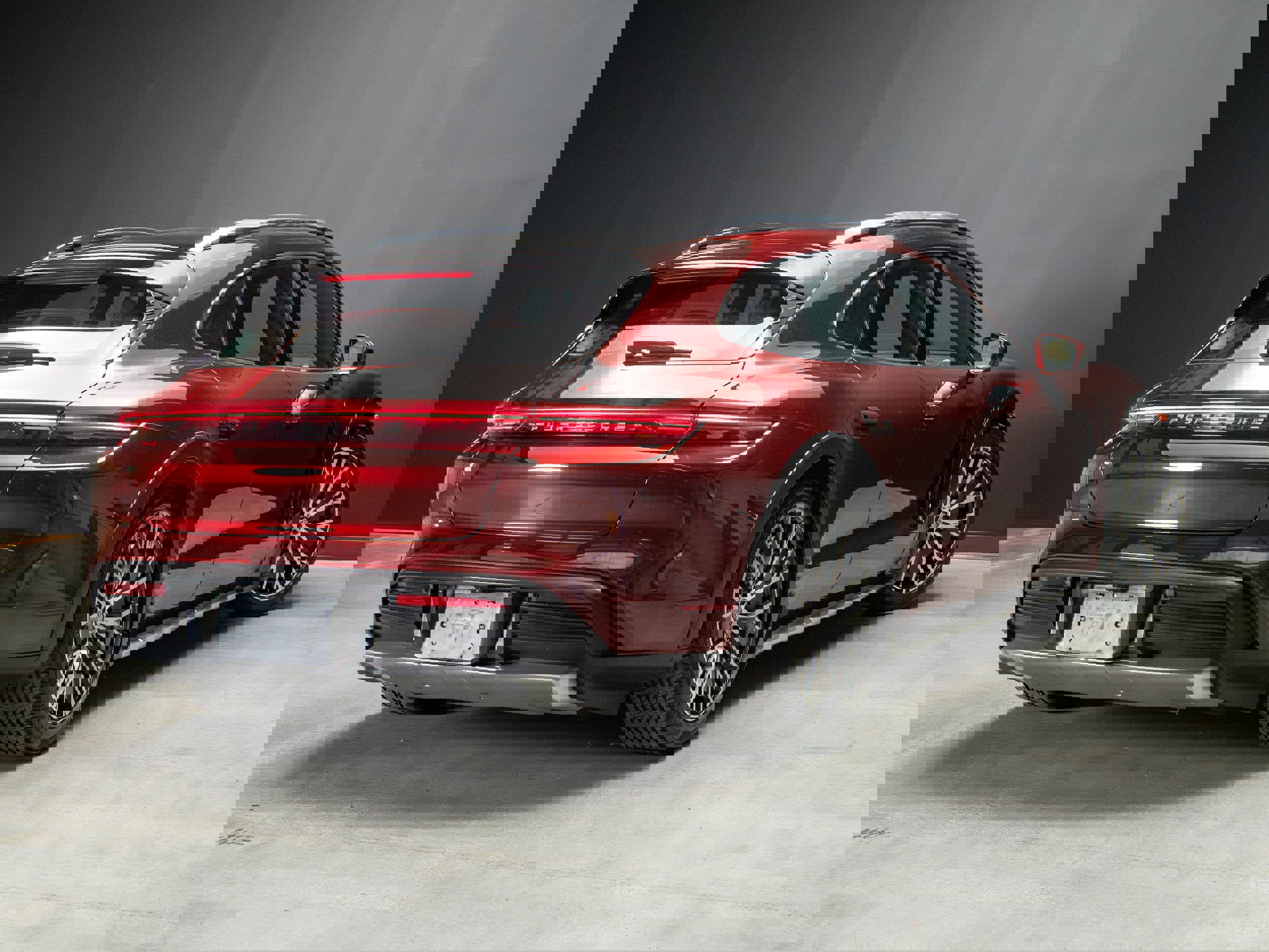 Used 2022 Porsche Taycan 4 Cross Turismo image 7