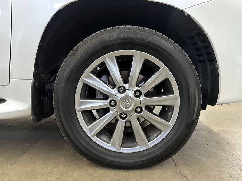 Used 2010 Lexus LX 570 4WD image 9