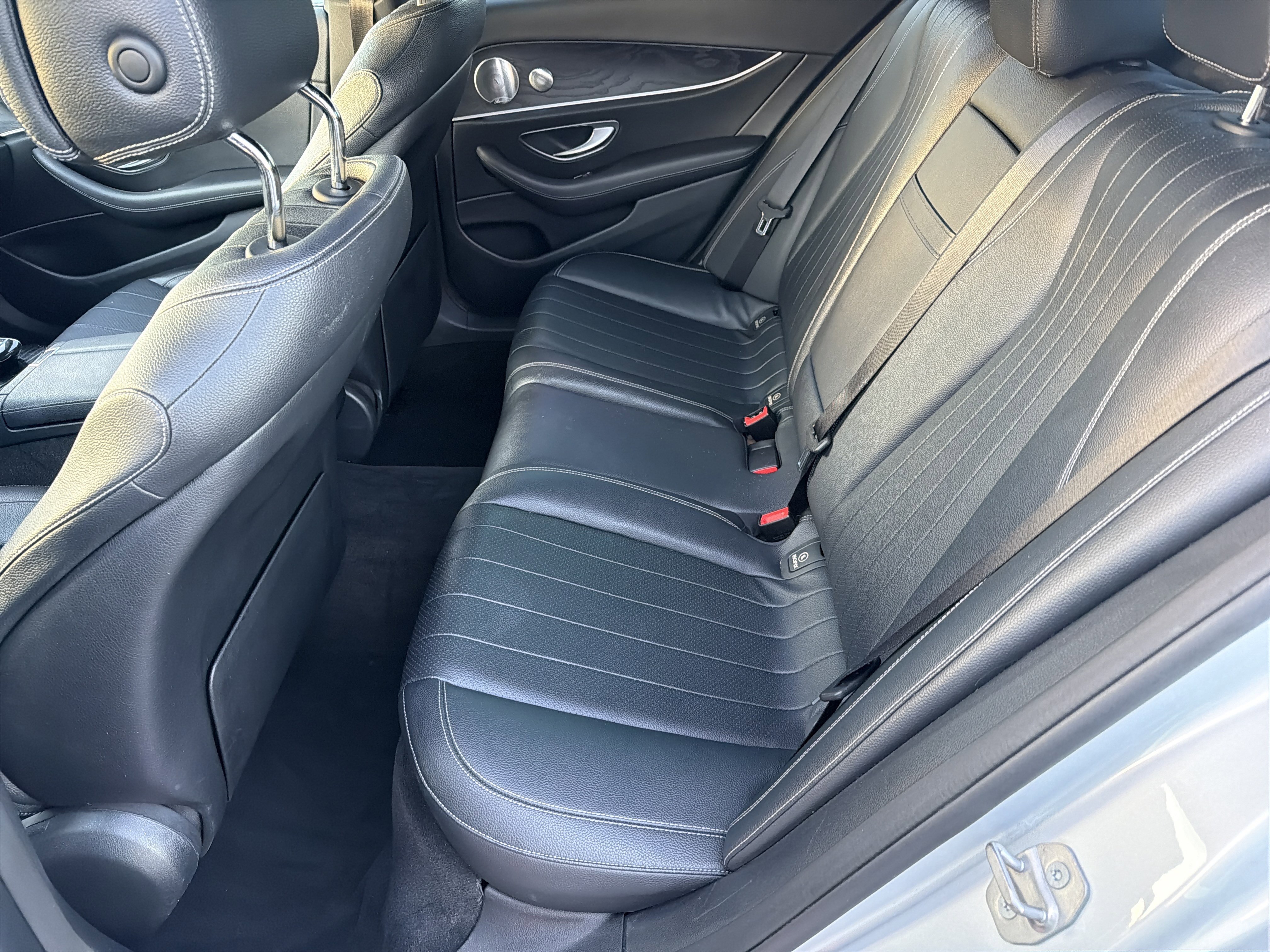 Used 2017 Mercedes-Benz E 300 w/ Premium 2 Package image 21