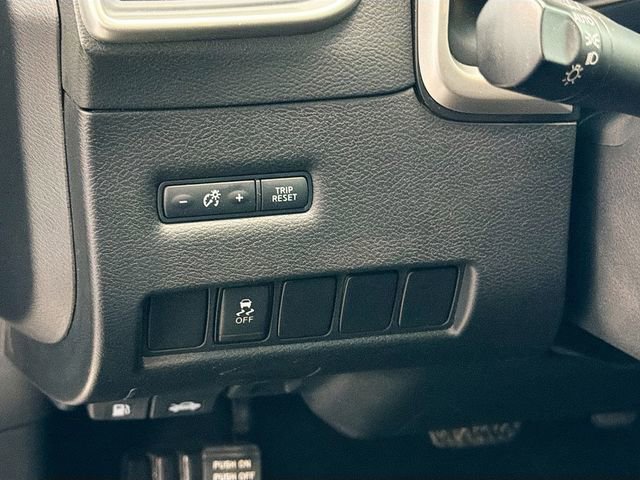 Used 2017 Nissan Murano S image 14