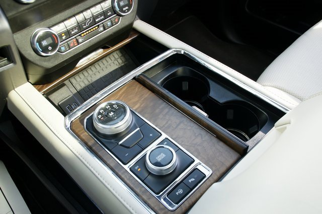 Used 2020 Ford Expedition Platinum image 26