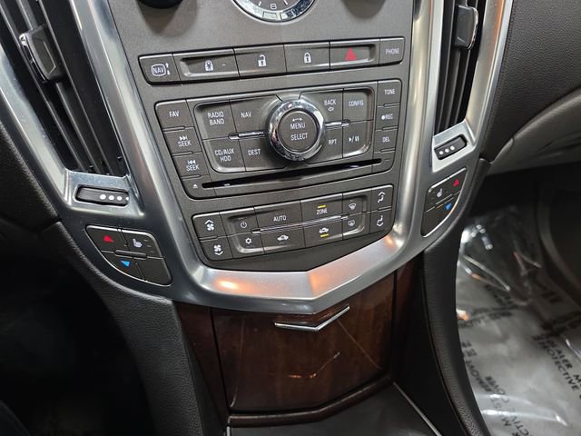 Used 2012 Cadillac SRX Luxury image 24