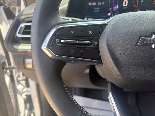 Used 2026 Chevrolet Traverse LT w/ Midnight/Sport Edition FWD image 18