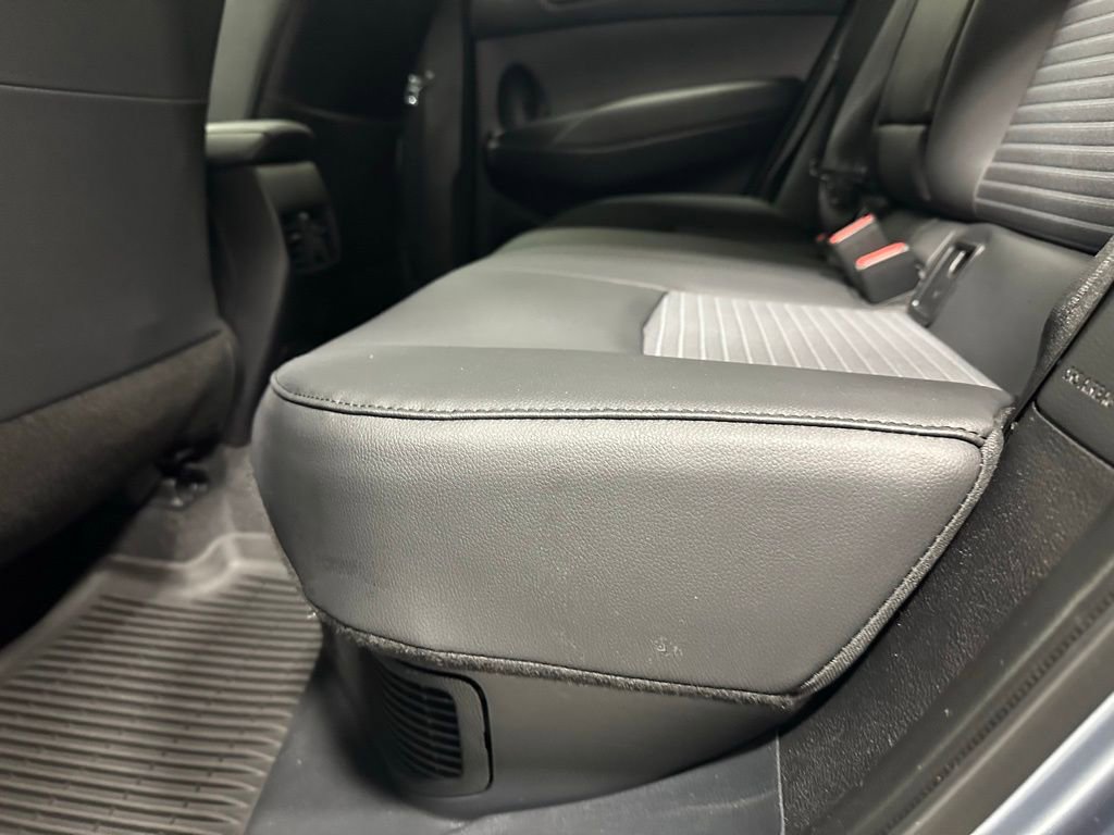 Used 2025 Toyota Corolla Cross XSE image 45