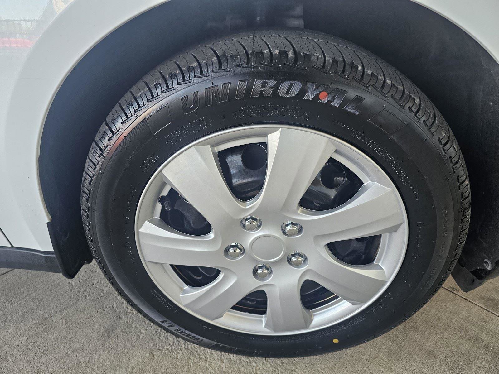 Used 2019 Ford Transit Connect XL image 12