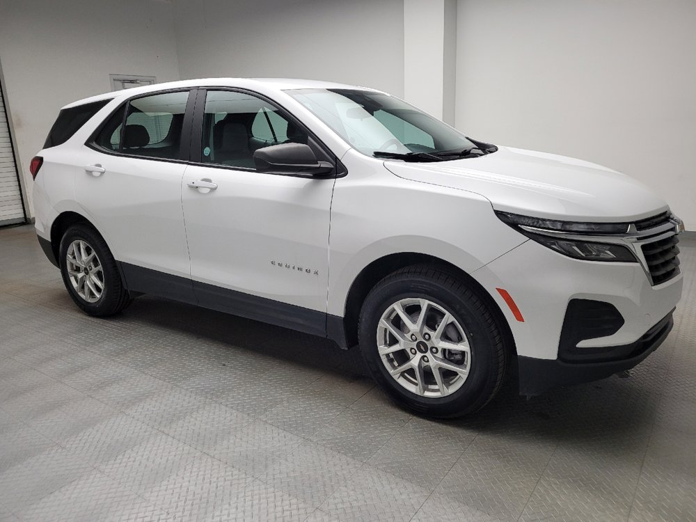 Used 2022 Chevrolet Equinox LS w/ LPO, Floor Liner Package image 11