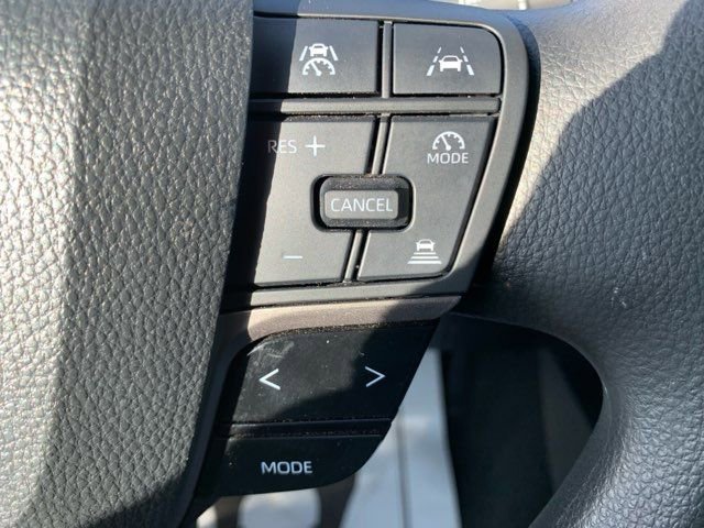 Used 2025 Toyota Camry LE image 29