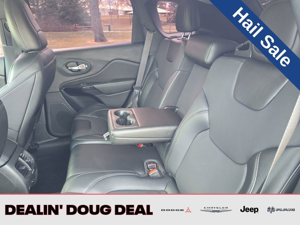 Used 2023 Jeep Cherokee Altitude Lux image 25