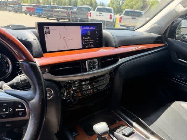 Used 2019 Lexus LX 570 4WD w/ Luxury Package image 21