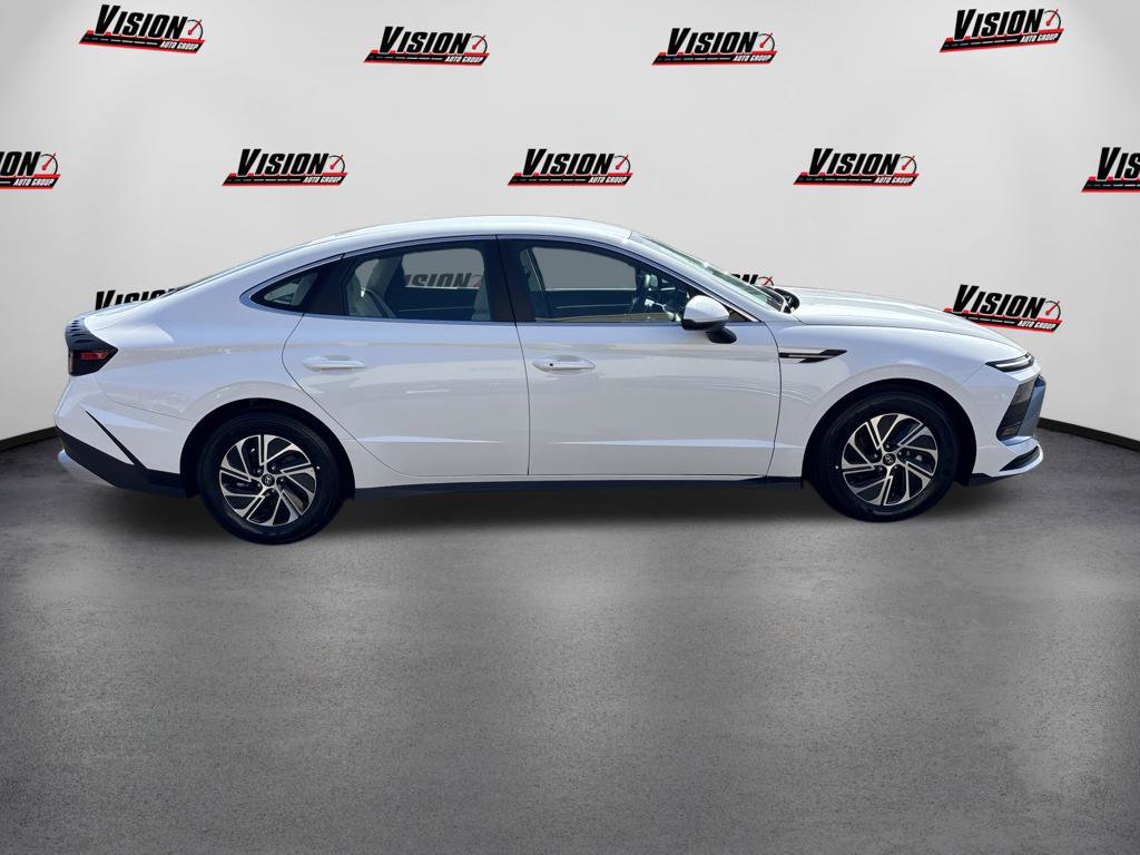 New 2026 Hyundai Sonata Blue FWD image 6