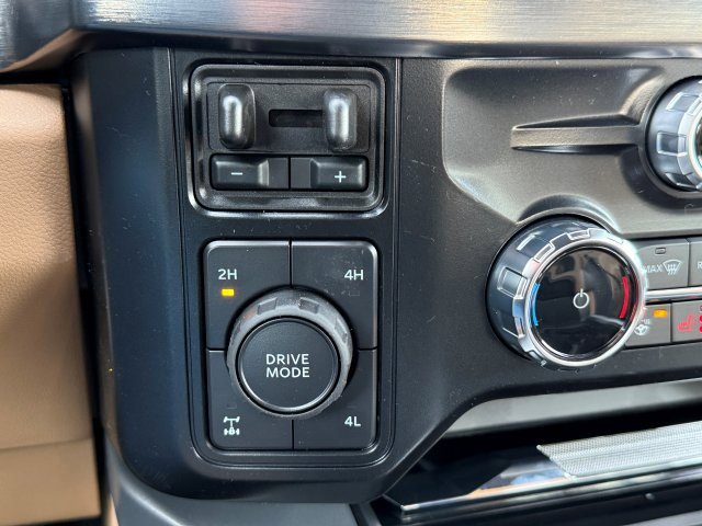 New 2025 Ford F250 Lariat w/ Lariat Ultimate Package image 28