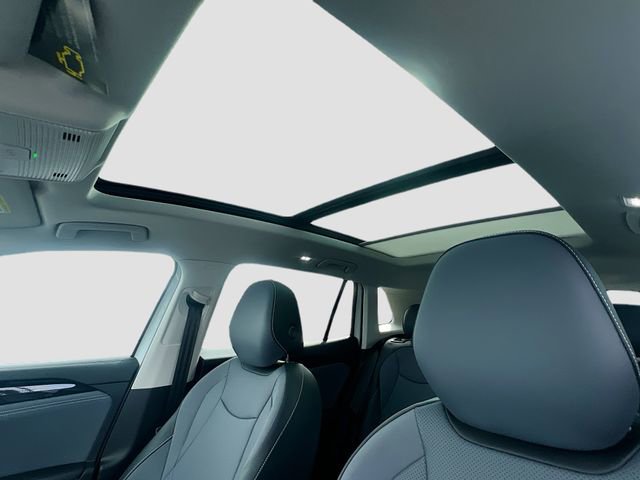 New 2026 Volkswagen Tiguan SE image 20