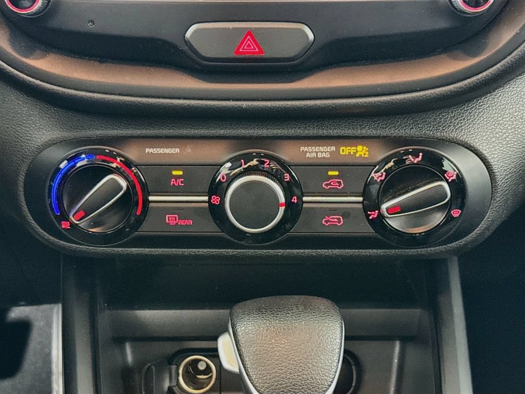 Used 2022 Kia Soul LX FWD image 15