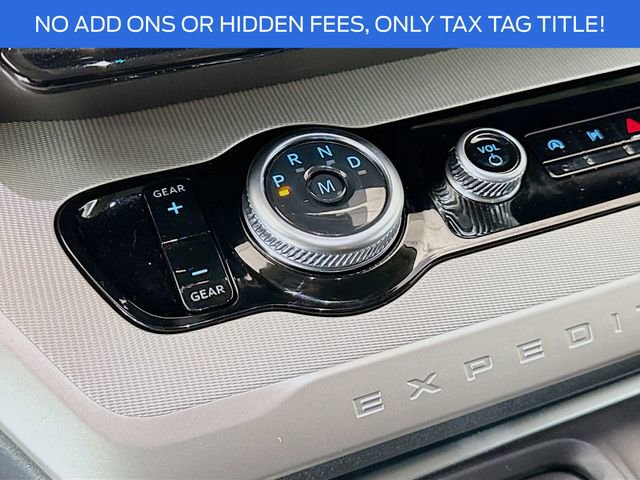 New 2025 Ford Expedition Active image 17