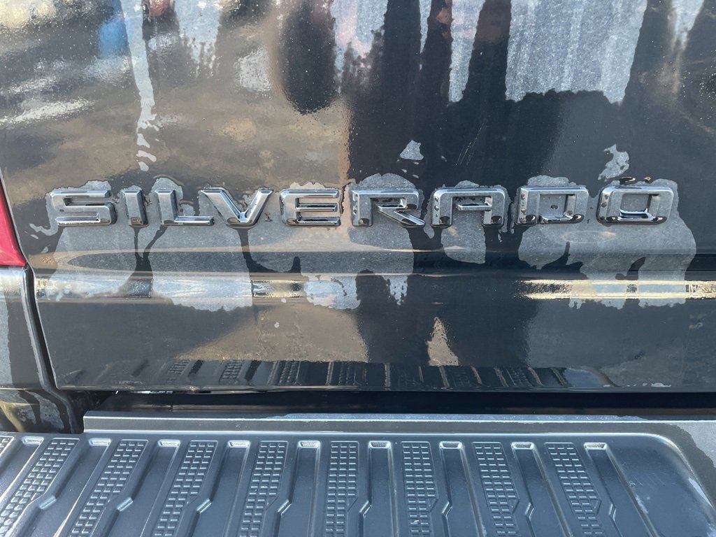 Used 2022 Chevrolet Silverado 2500 LT w/ Convenience Package image 6