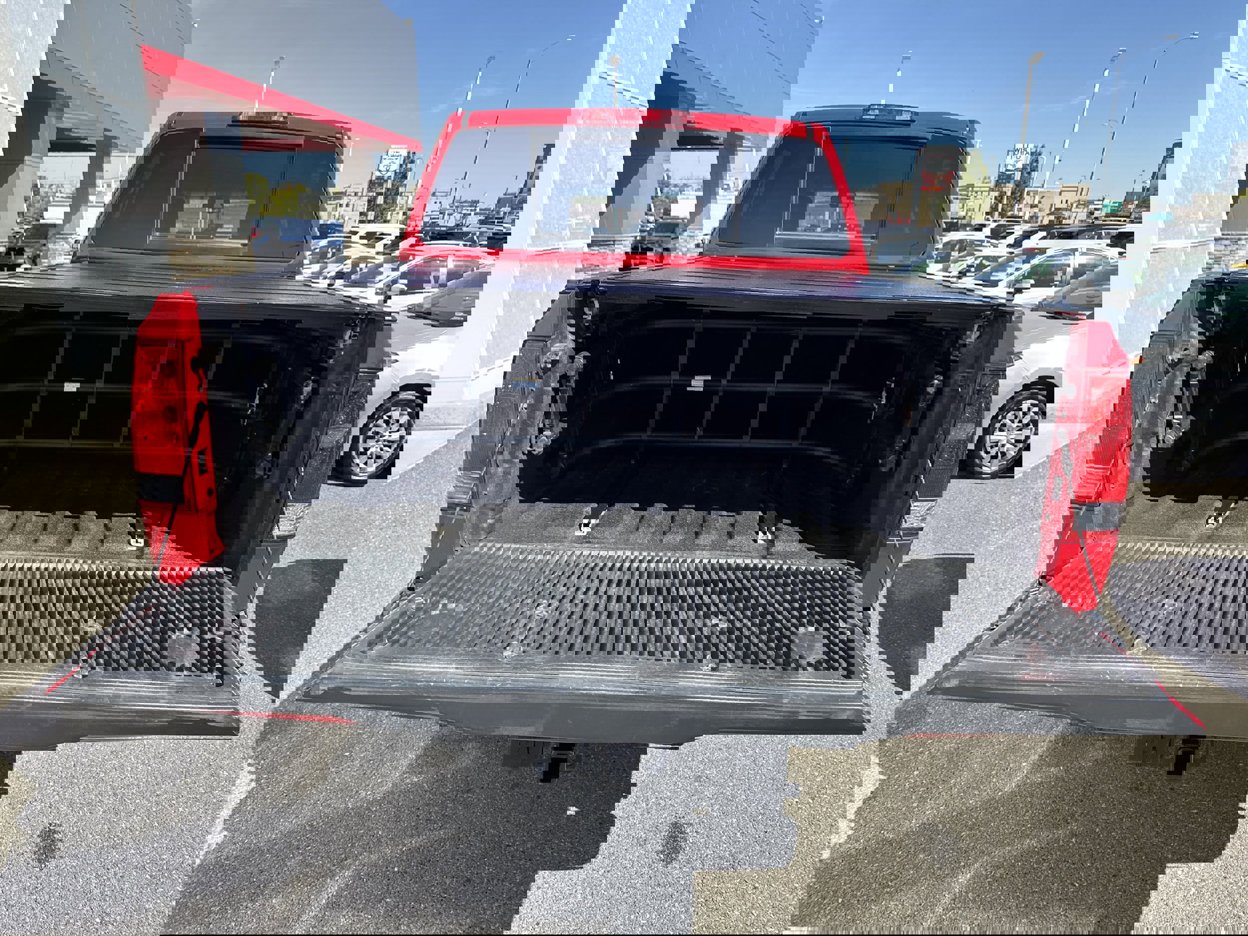 Used 2012 Nissan Titan SV image 12