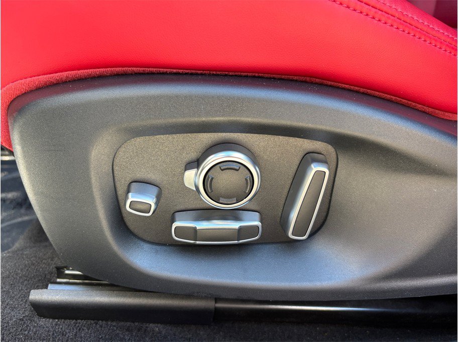 Used 2020 Jaguar I-PACE SE AWD/4WD image 19