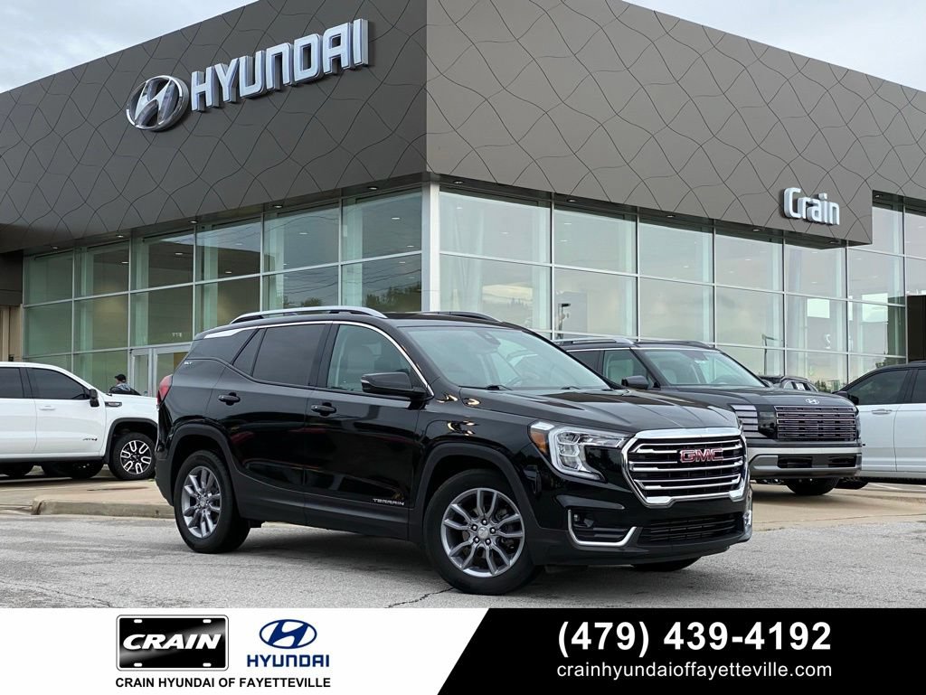 Used 2024 GMC Terrain SLT