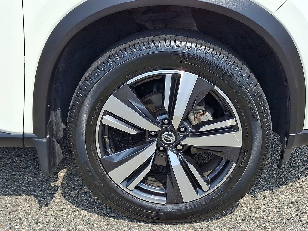 Used 2021 Nissan Rogue Platinum AWD/4WD image 8