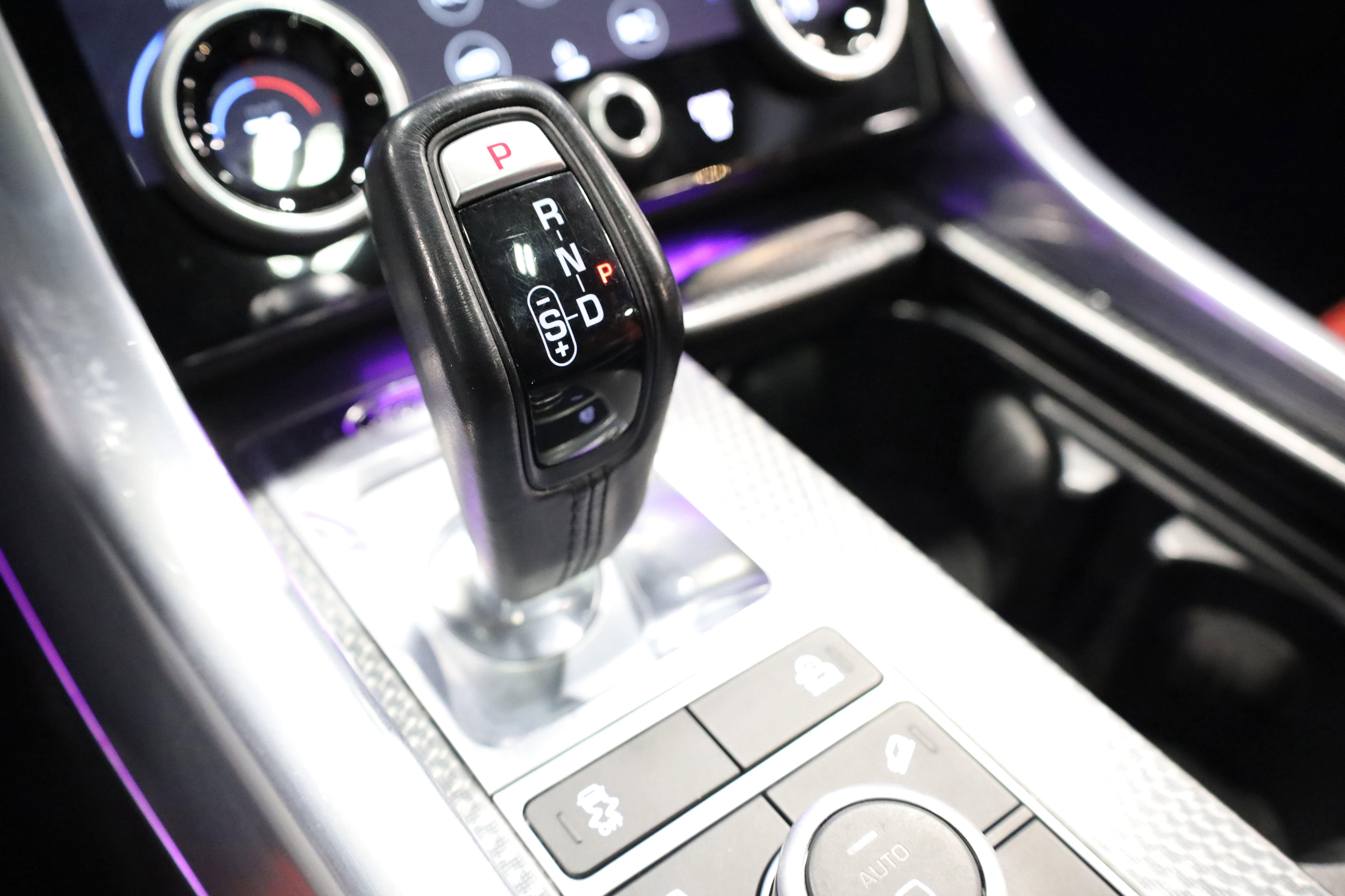 Used 2020 Land Rover Range Rover Sport HSE Dynamic image 30