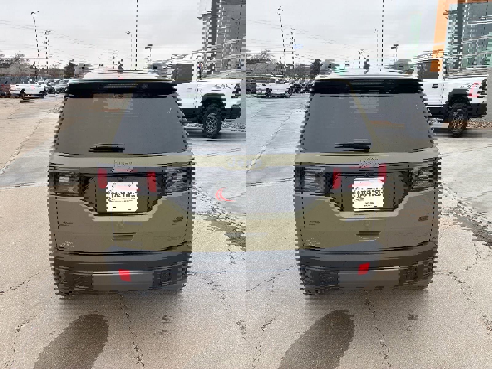 New 2026 Jeep Cherokee Overland w/ Advanced Pro Tech Group AWD/4WD image 4