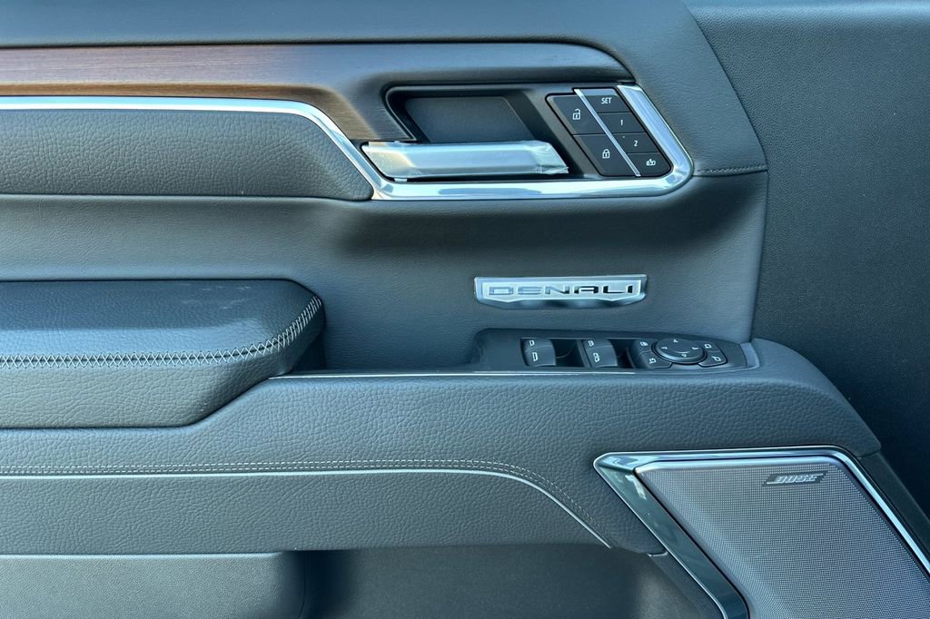 New 2026 GMC Sierra 1500 Denali w/ Technology Package image 9