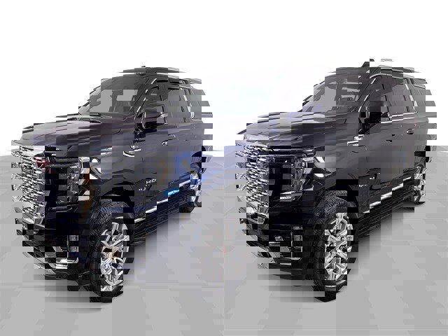 Used 2021 GMC Yukon XL SLT w/ SLT Premium Package image 4