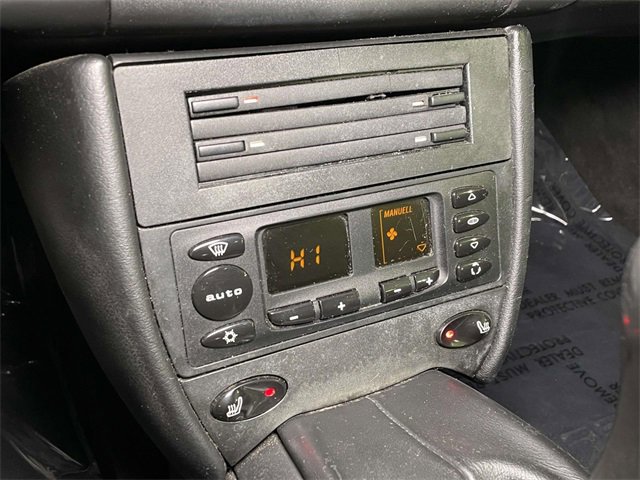 Used 2001 Porsche 911 Carrera 4 image 27